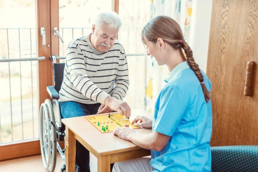 هدايا تناسب كبار السن